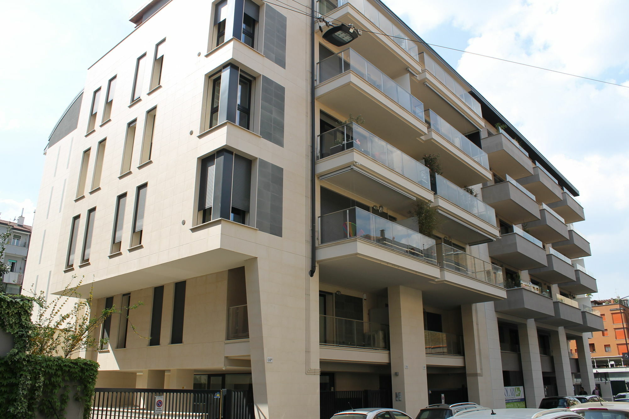מילאנו Joivy Stylish 1-Bedroom Flat מראה חיצוני תמונה