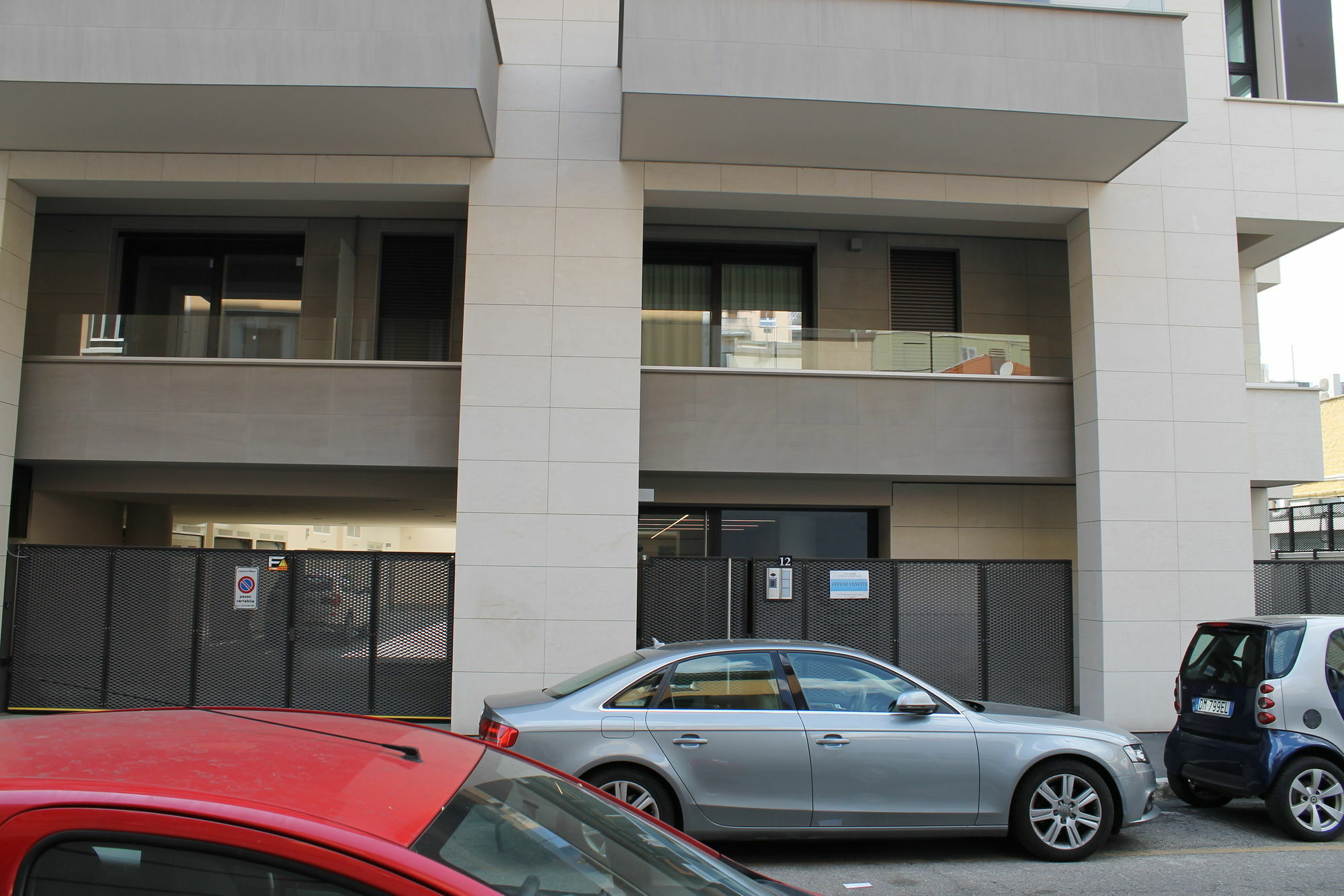 מילאנו Joivy Stylish 1-Bedroom Flat מראה חיצוני תמונה